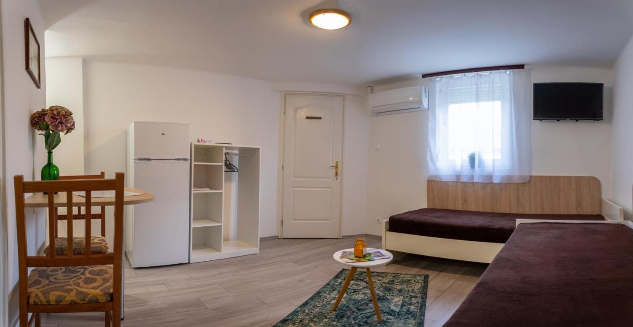Silentium Garden Apartman Sárvár 外观 照片