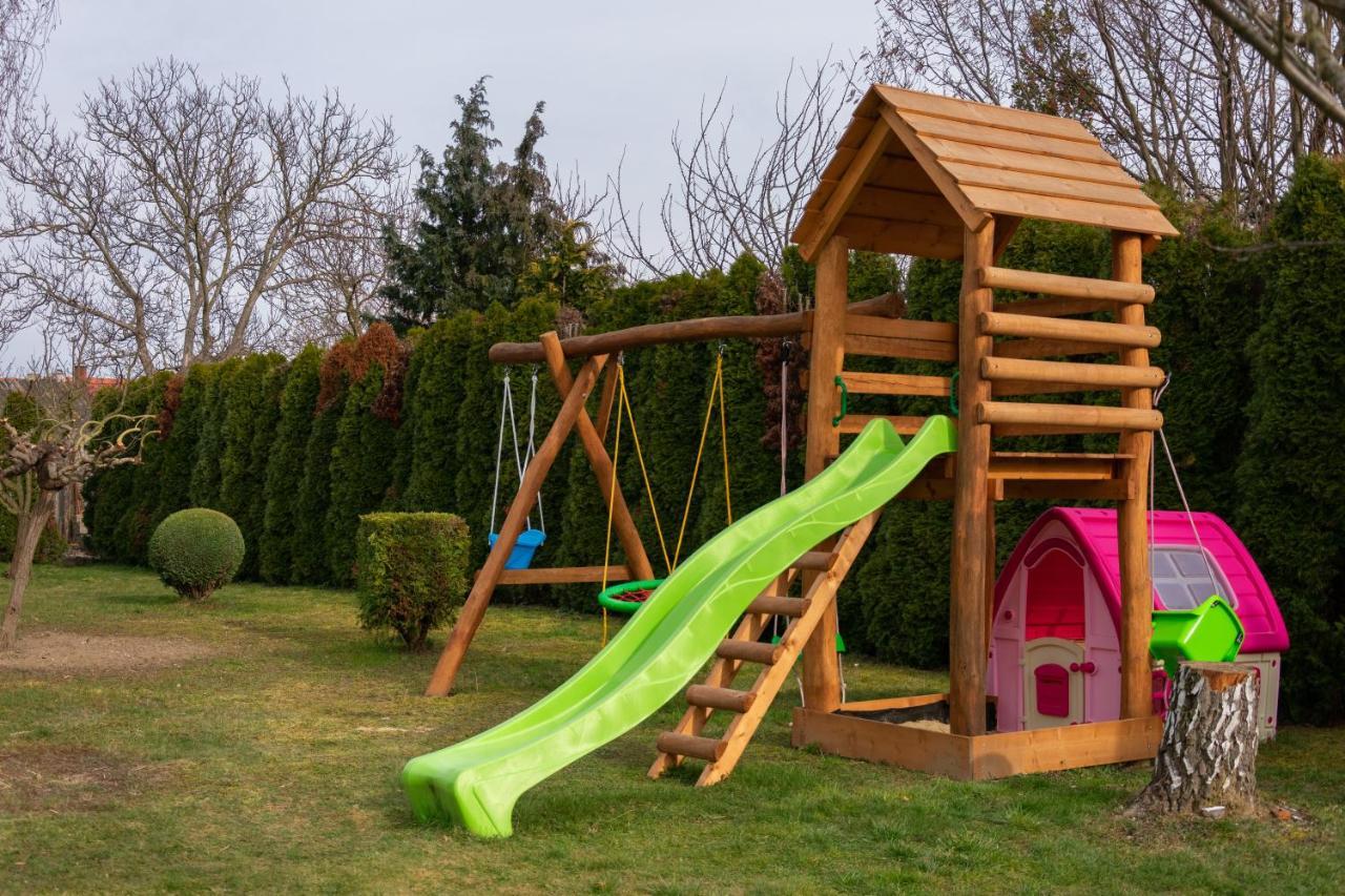 Silentium Garden Apartman Sárvár 外观 照片