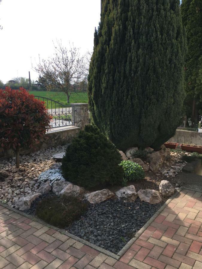 Silentium Garden Apartman Sárvár 外观 照片